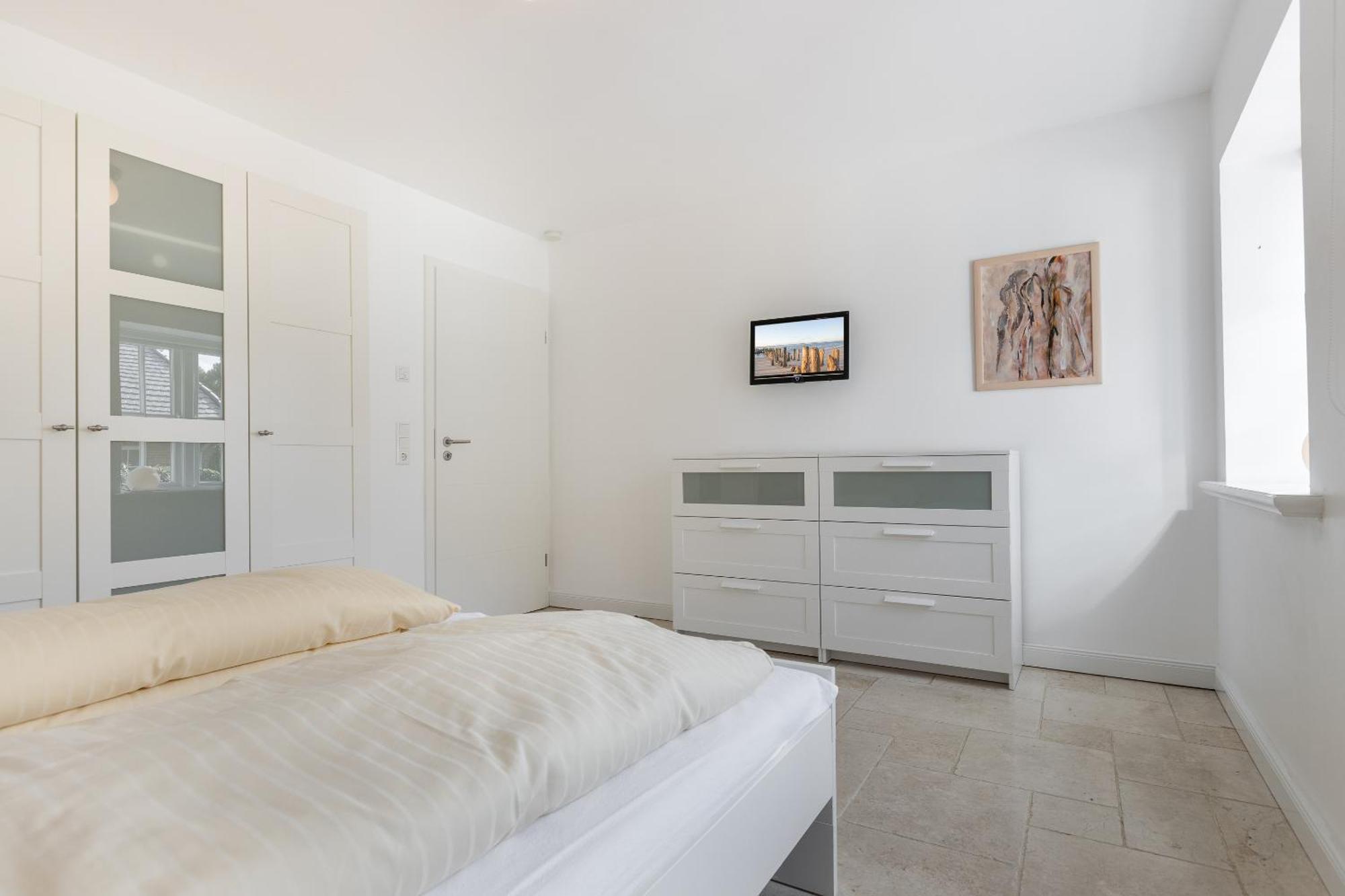 White Pearl Eg Apartment Вестерланд Екстериор снимка