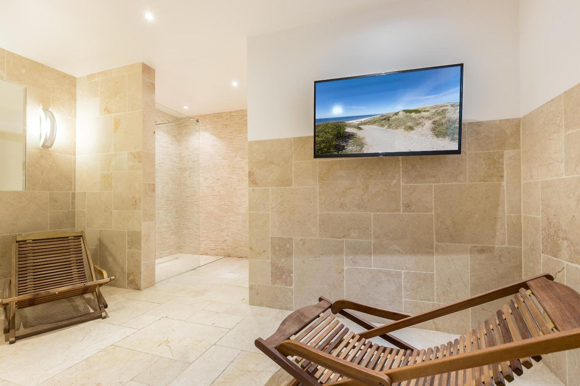 White Pearl Eg Apartment Вестерланд Екстериор снимка