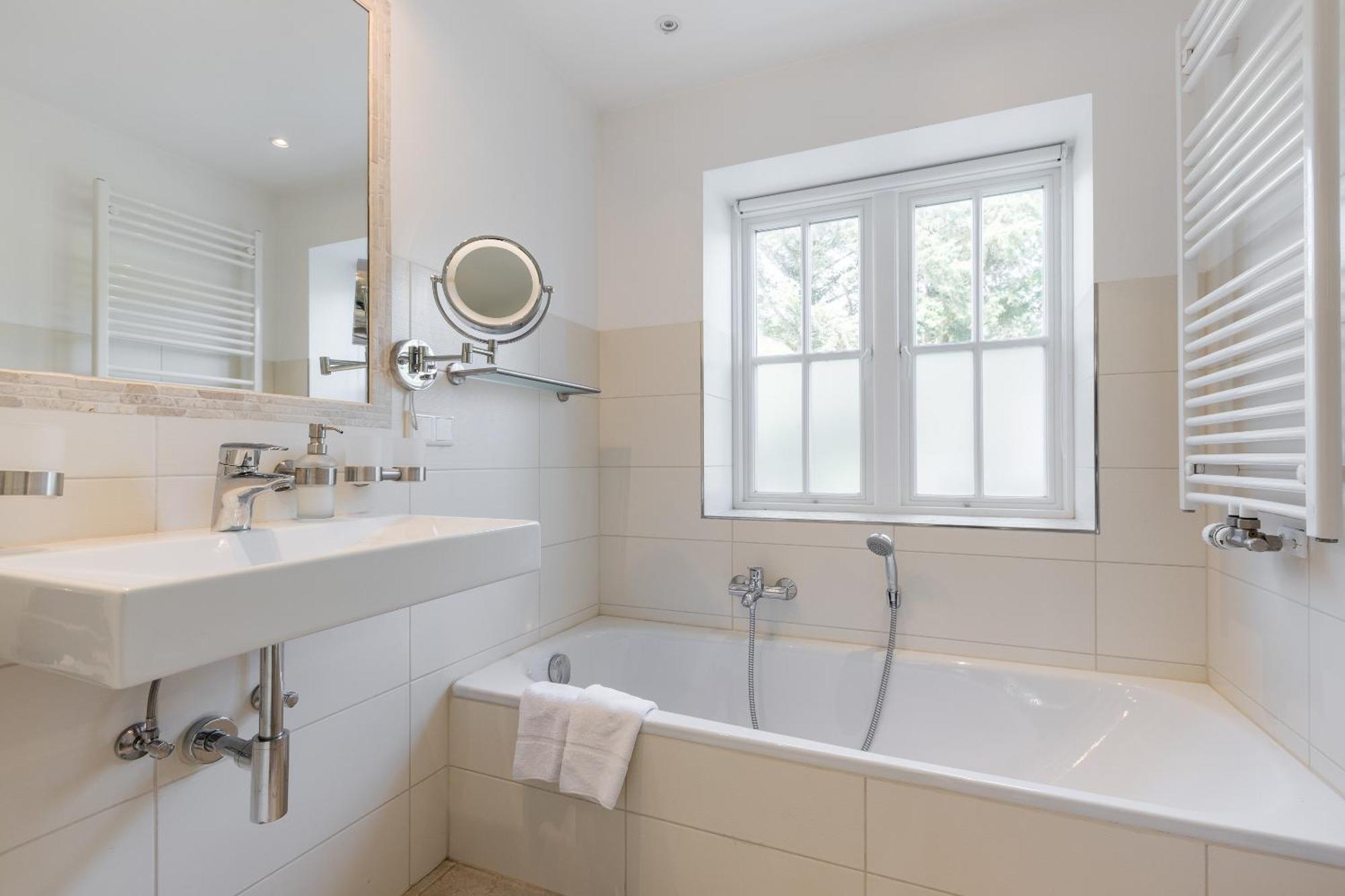 White Pearl Eg Apartment Вестерланд Екстериор снимка