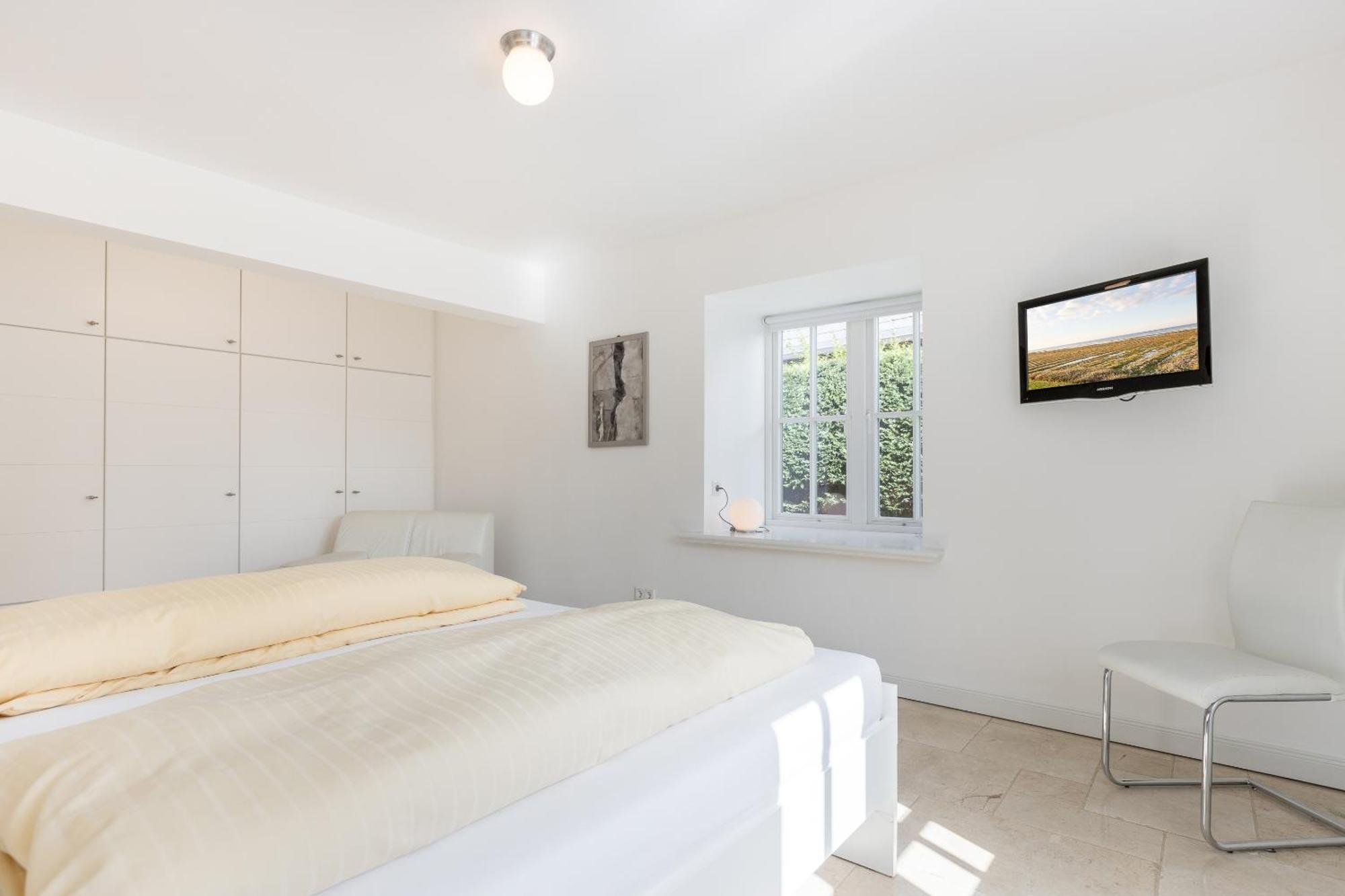 White Pearl Eg Apartment Вестерланд Екстериор снимка